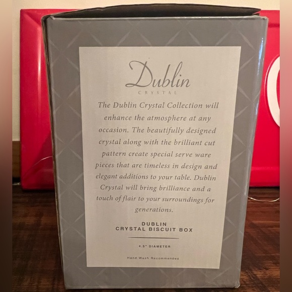 Crystal biscuit box - Picture 3 of 9